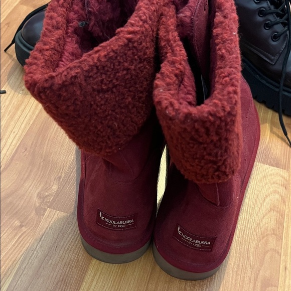 Koolaburra by Ugg Lytta Short Faux Fur Cuffed Boot Red Rhubarb Size 11 - Picture 3 of 5